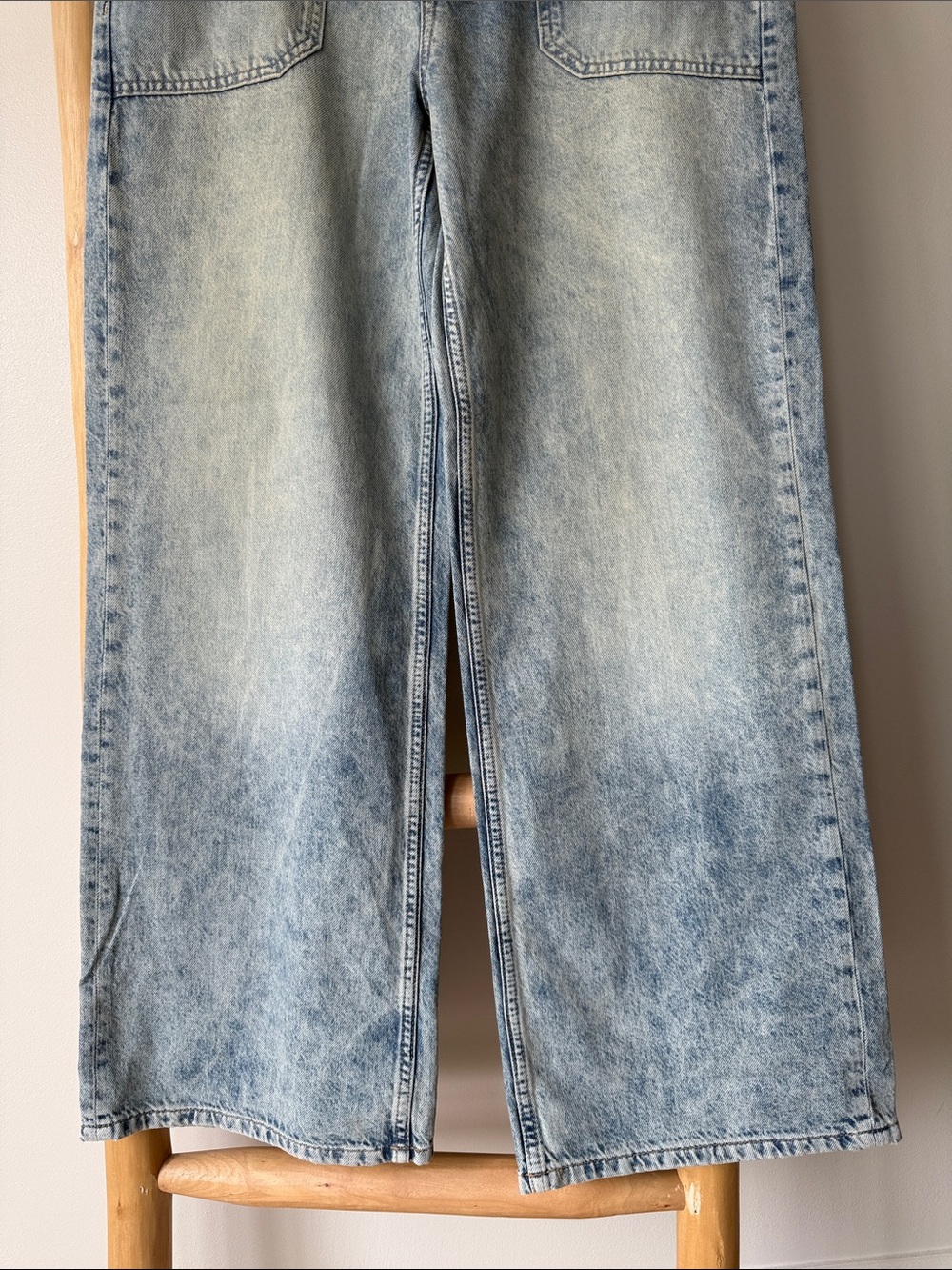 Free People We the Free Palmer Wide Leg Cuffed Denim Jeans in La La Land 28 NWT - Picture 9 of 16